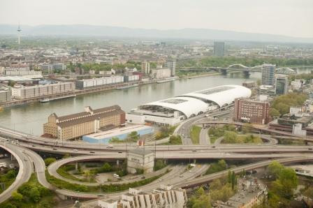 Große Infrastrukturprojekte gemeinsam beginnen